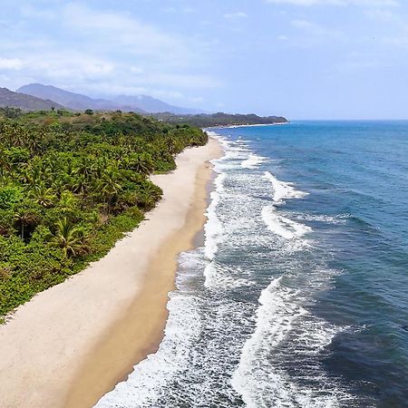 Hostal Mocambo Beach Guachaca Ngoại thất bức ảnh