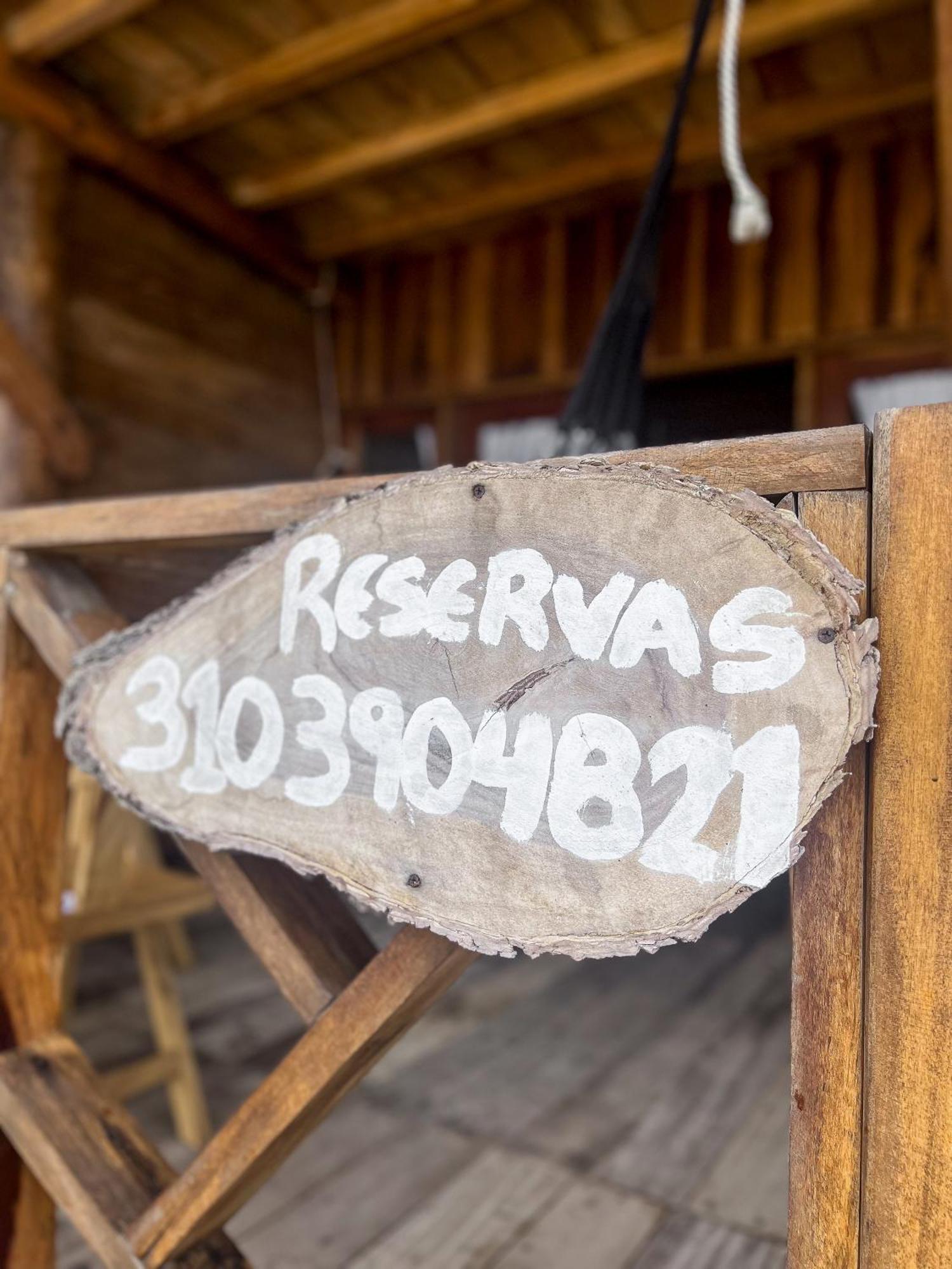 Hostal Mocambo Beach Guachaca Ngoại thất bức ảnh