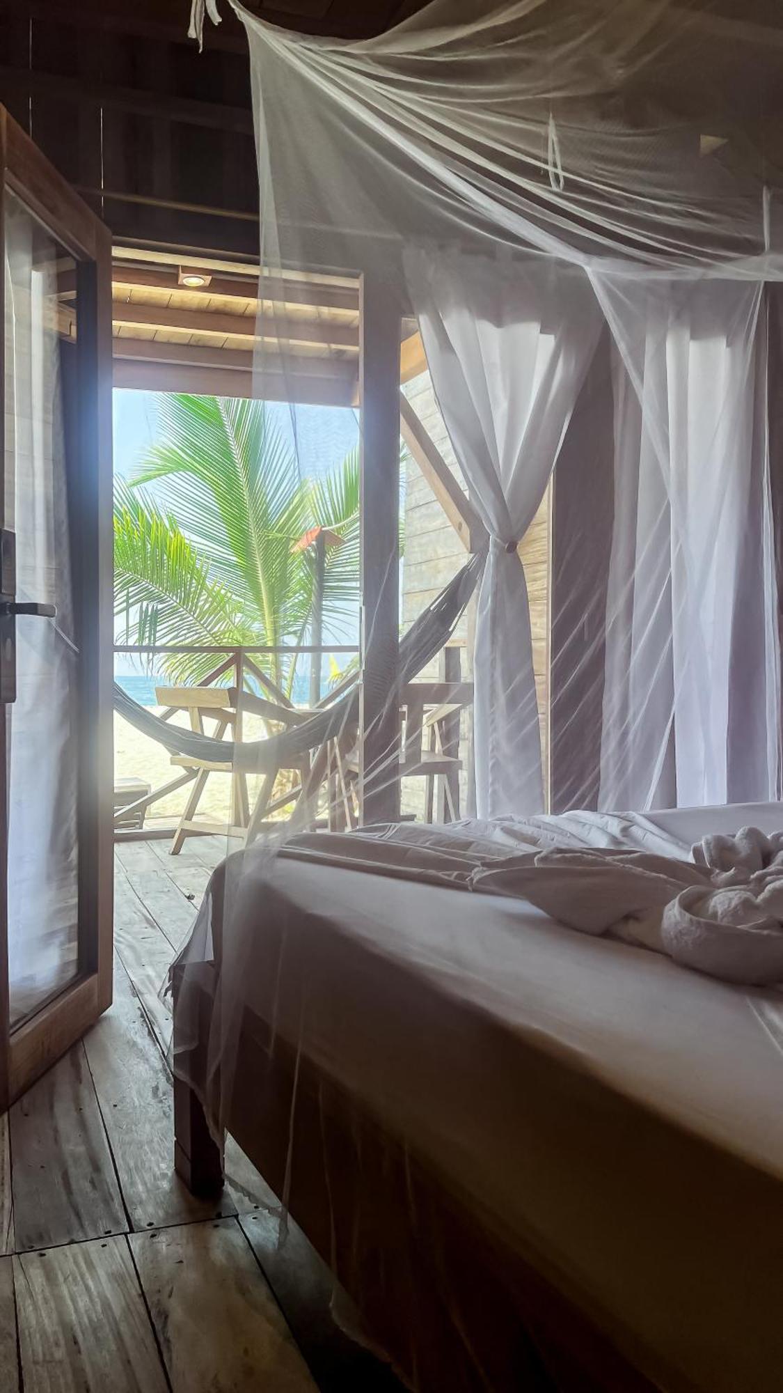 Hostal Mocambo Beach Guachaca Ngoại thất bức ảnh