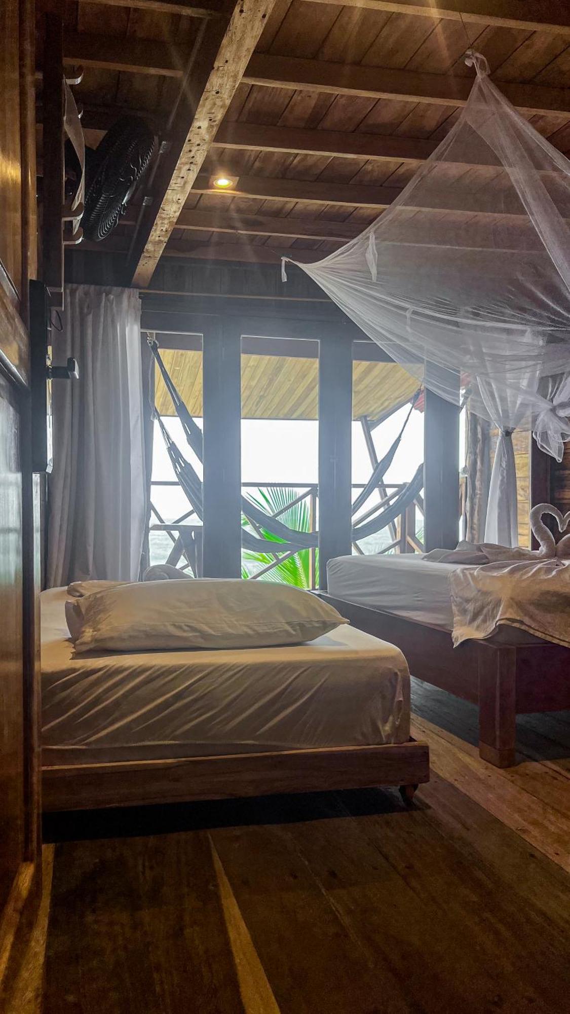 Hostal Mocambo Beach Guachaca Ngoại thất bức ảnh